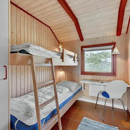 Nice Home In Hvide Sande With Sauna Ferienhaus *