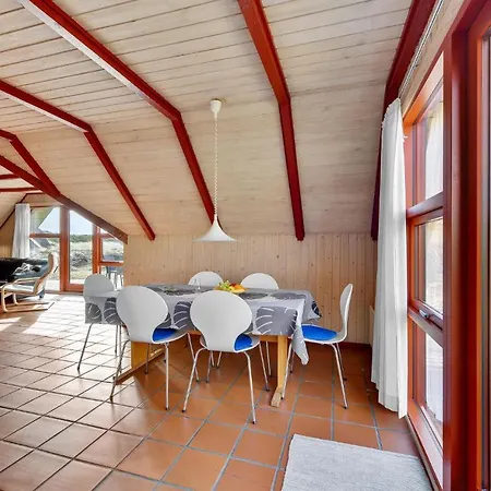 Nice Home In Hvide Sande With Sauna
